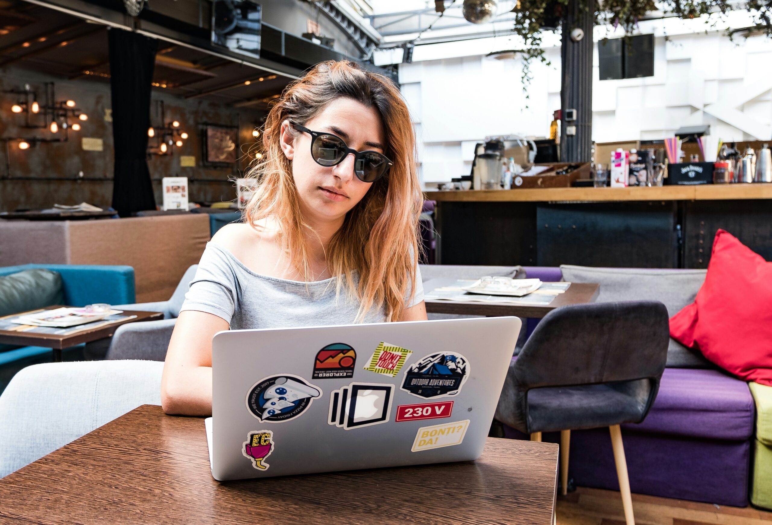 online courses for women, self-paced learning, Feni Lab education